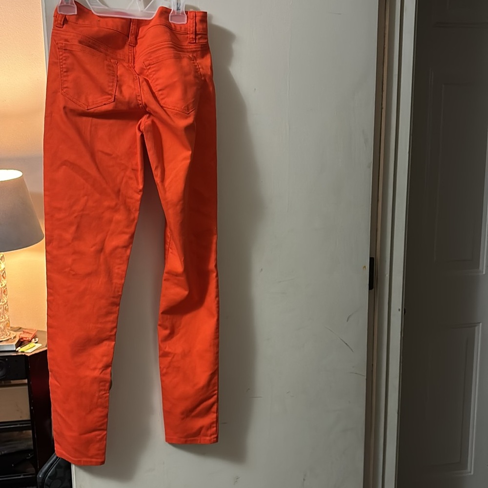 Women’s Refuge Pants - Picture 2 of 2